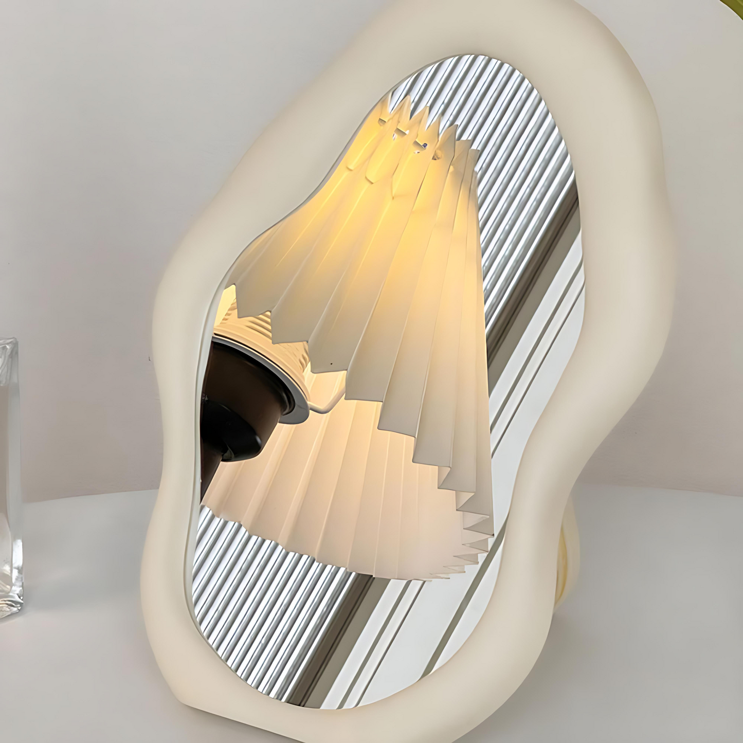 Scalloped Mirror – Aesthetic Small Wavy Mirror for Bedroom & Vanity | Modern Minimal Decor